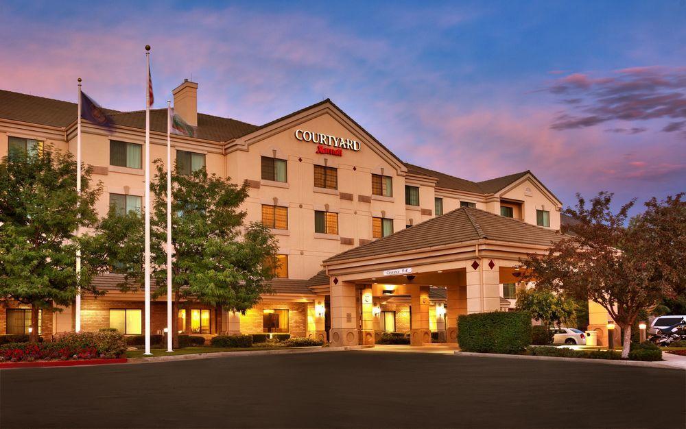 Best Western Plus Provo University Inn Bagian luar foto