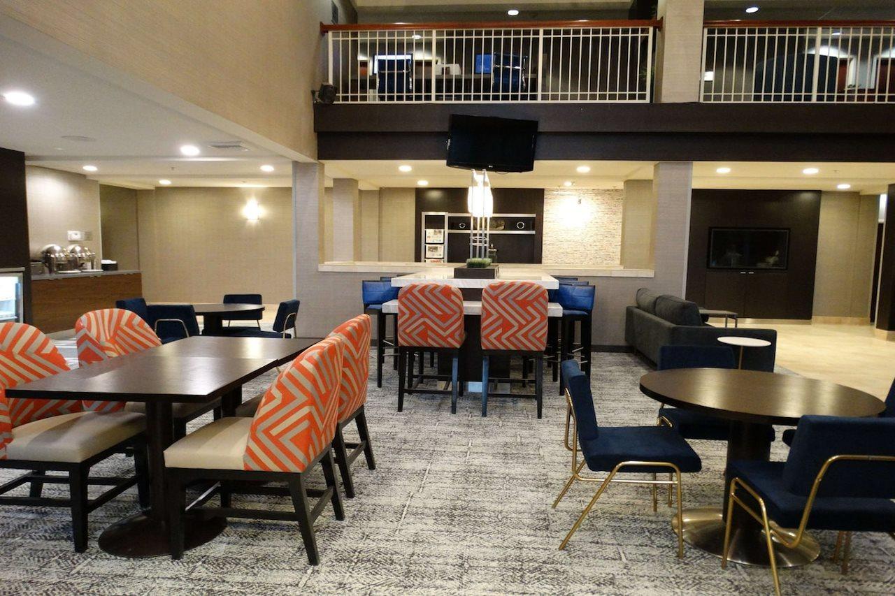 Best Western Plus Provo University Inn Bagian luar foto