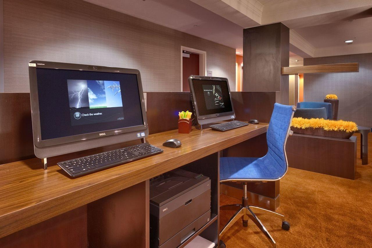 Best Western Plus Provo University Inn Bagian luar foto