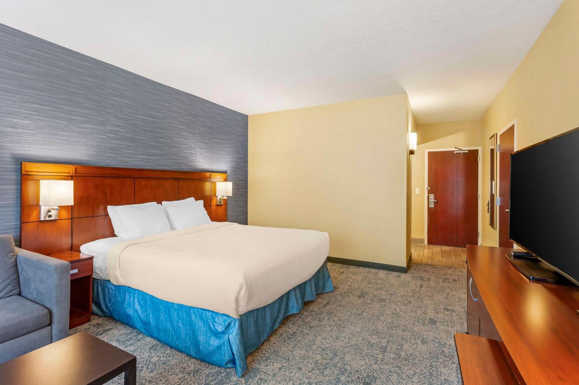 Best Western Plus Provo University Inn Bagian luar foto