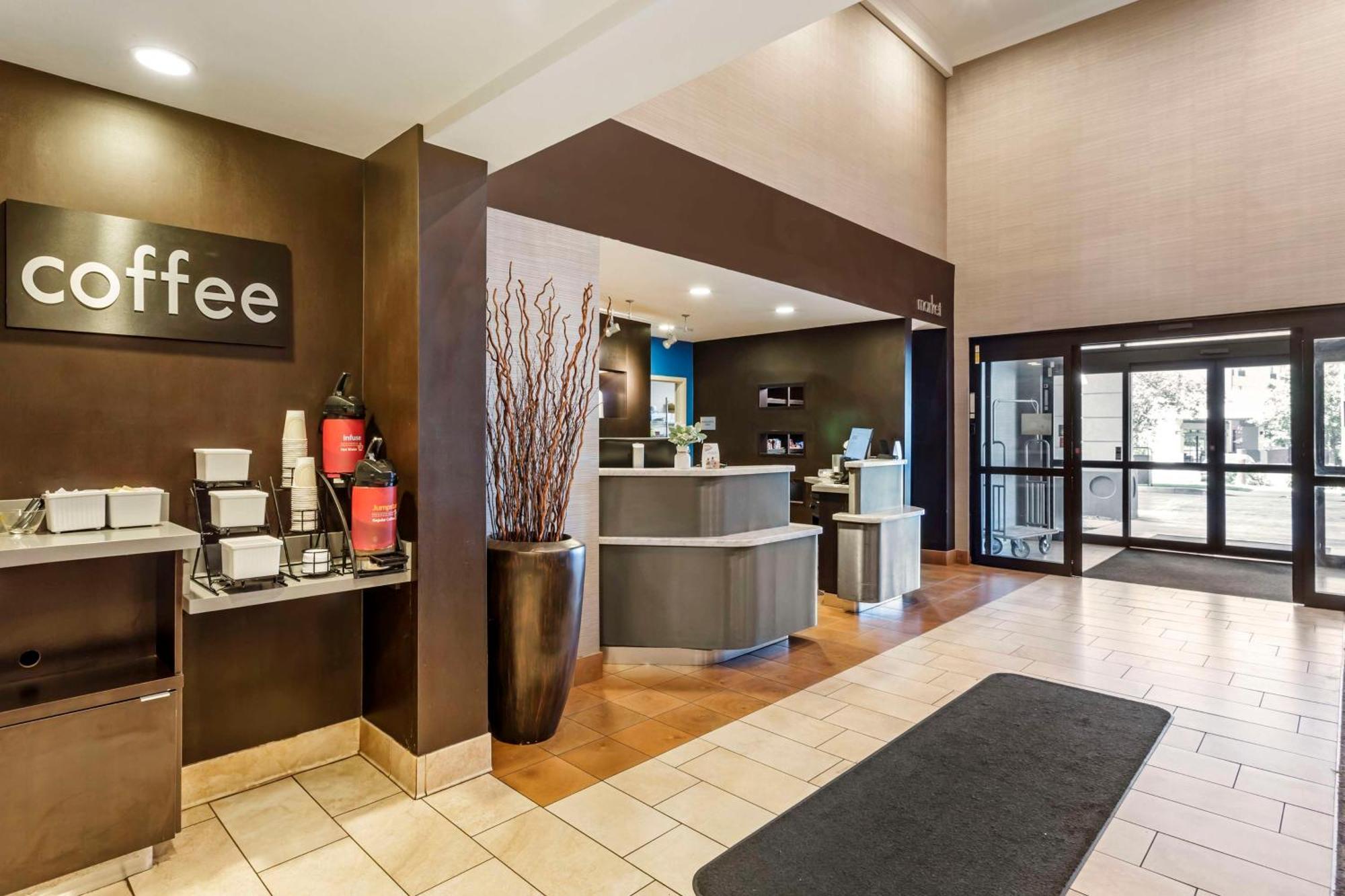 Best Western Plus Provo University Inn Bagian luar foto