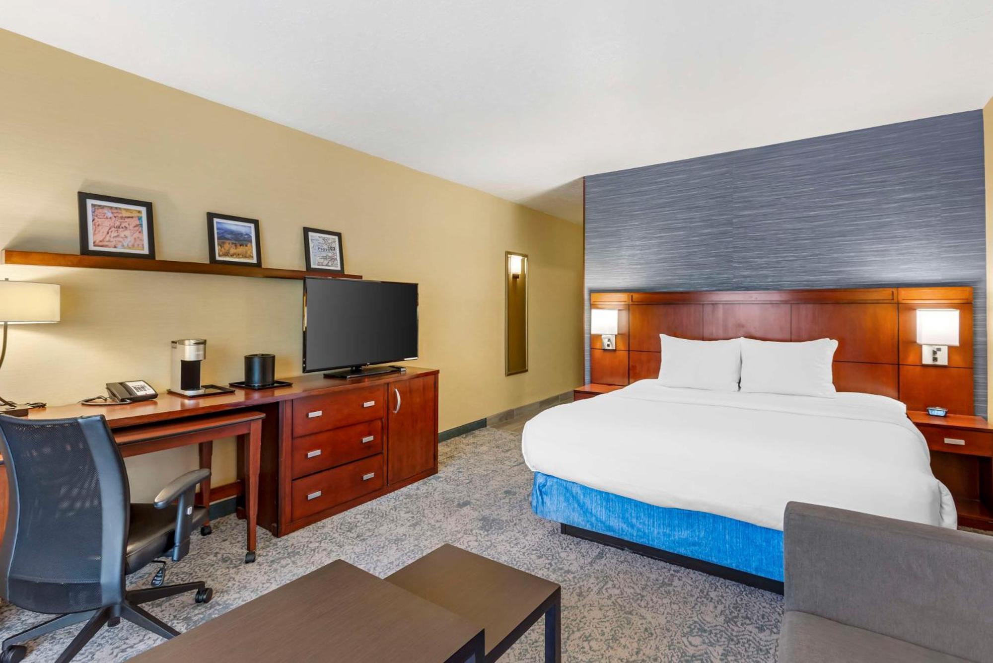 Best Western Plus Provo University Inn Bagian luar foto